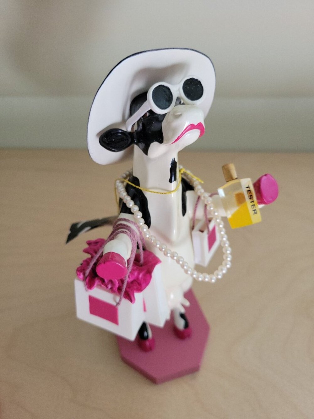 Cow Parade - Alphadite - Goddess of Shopping